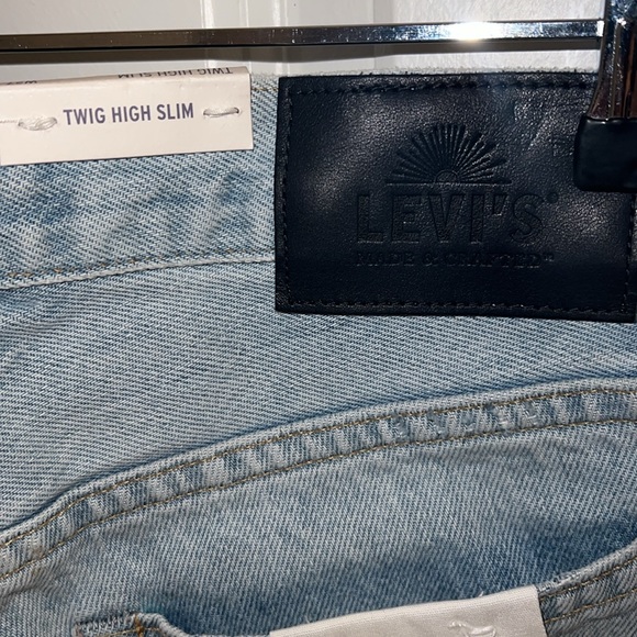 Levi’s made and crafted twig, high slim, ripped jeans - Picture 3 of 8